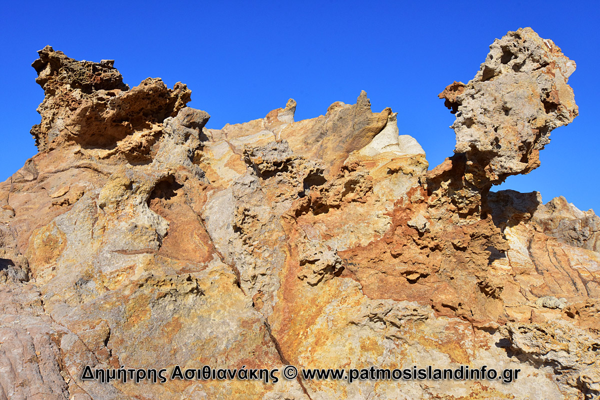 Τα Βράχια της Εψιμιάς